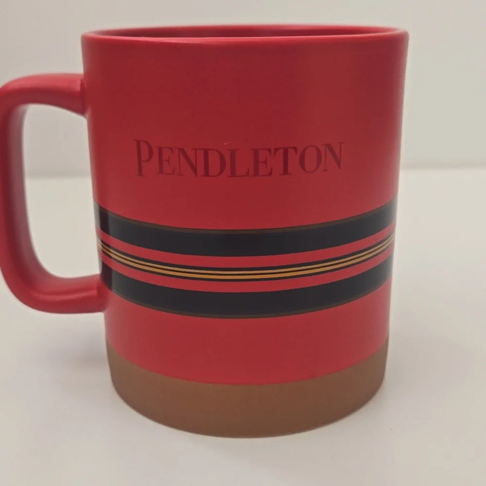 PENDLETON Woolen Mills National Parks Collection Red Striped 18 Oz Stoneware Mug - Picture 3 of 6